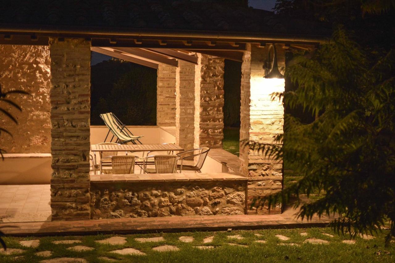 Monteriggioni Suite Exteriör bild